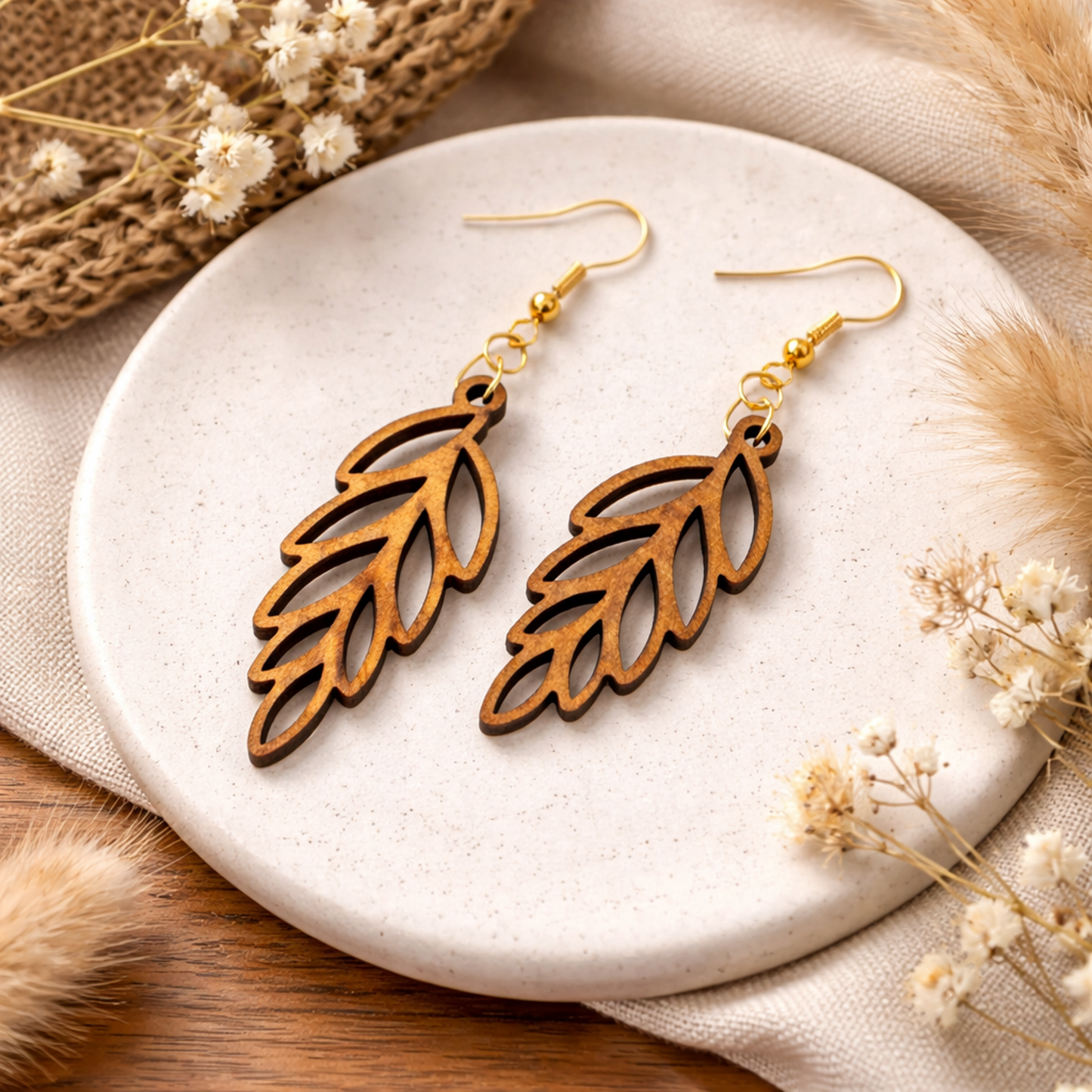 Dangle Leaves - 45 x 18 mm