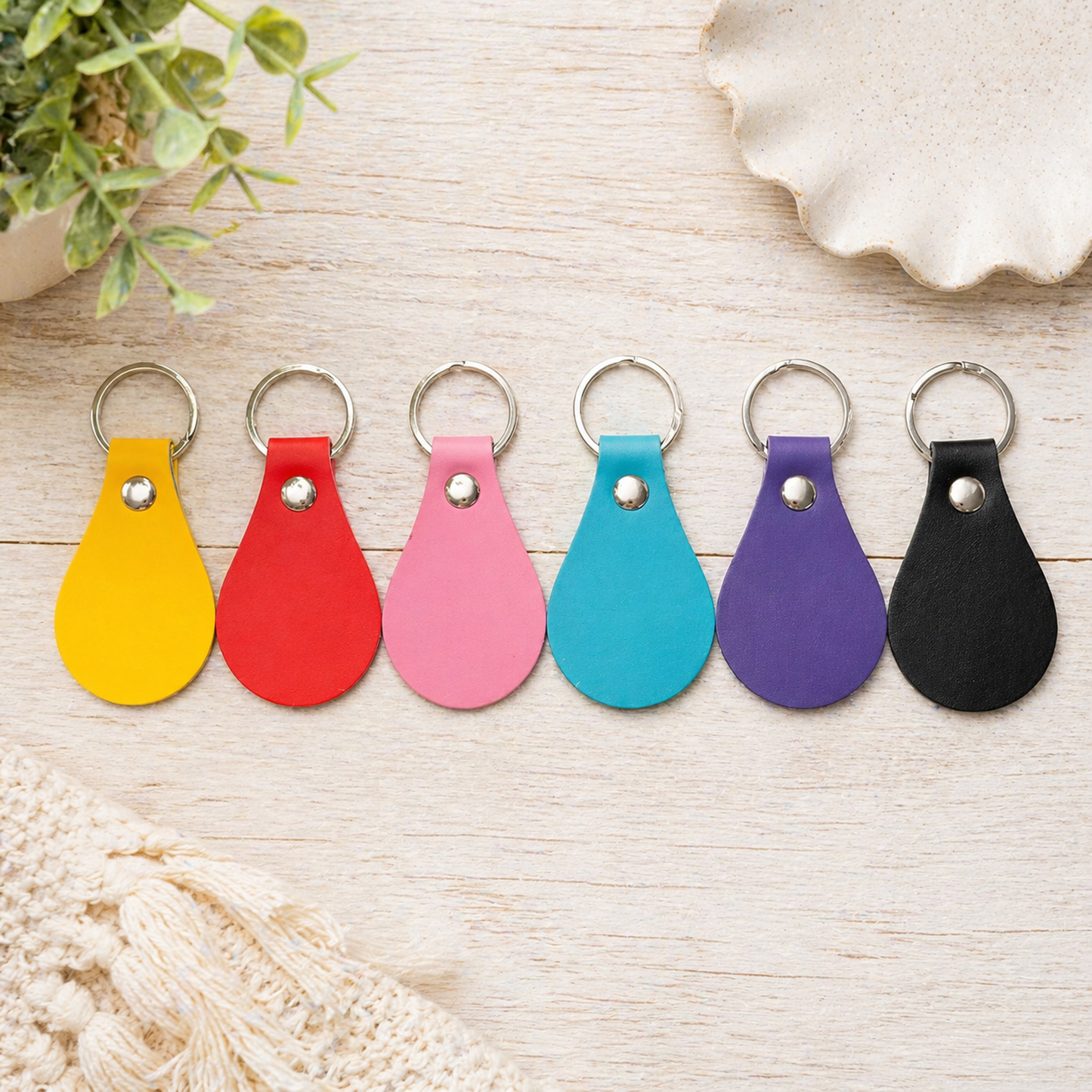 OMG No One Cares PU Leather Keychain