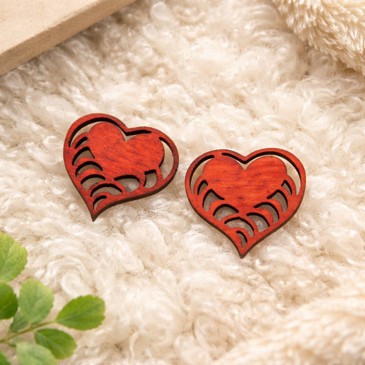 Red Heart Stud - 16 x 17 mm